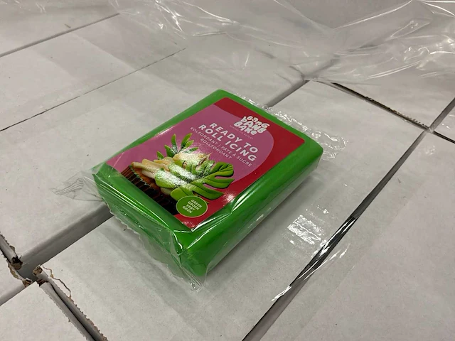 Bang bang bake groene rolfondant (250g) (880x) - afbeelding 1 van  4