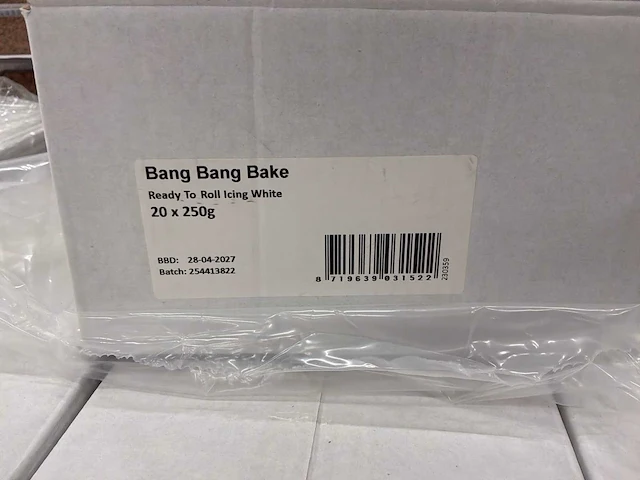 Bang bang bake witte rolfondant (250g) (1060x) - afbeelding 3 van  4