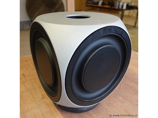 Bang & olufsen beolab 2 actieve subwoofer. - afbeelding 1 van  5