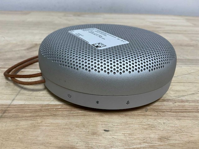 Bang & olufsen beosound a1 2nd gen speaker - afbeelding 2 van  5