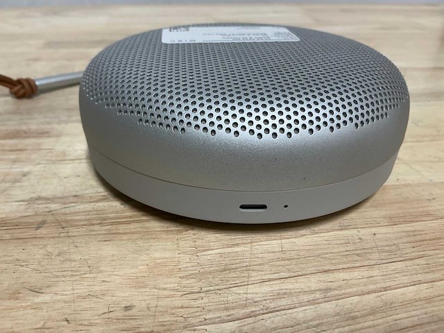 Bang & olufsen beosound a1 2nd gen speaker - afbeelding 4 van  5