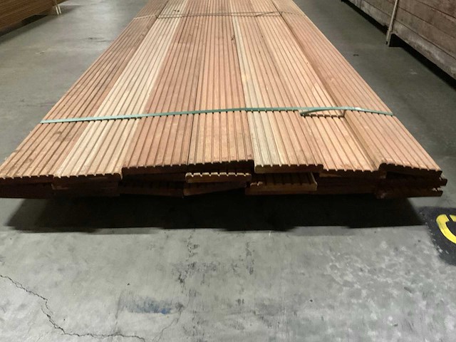 Bangkirai vlonderdelen 21x145 mm (21x) - afbeelding 4 van  6