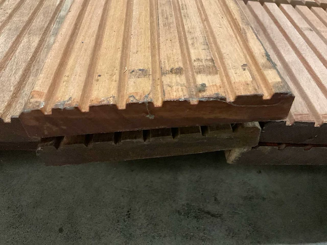 Bangkirai vlonderdelen antislip 21x145 mm (16x) - afbeelding 6 van  6