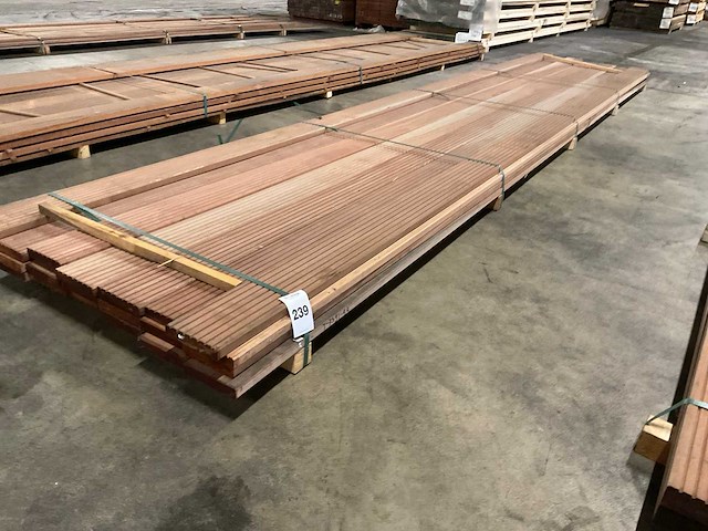 Bangkirai vlonderplanken 28x145 mm (23x) - afbeelding 1 van  5