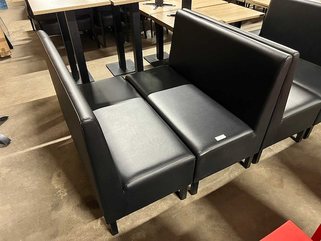 Bank - overige restaurantinrichting (2x) - afbeelding 1 van  2