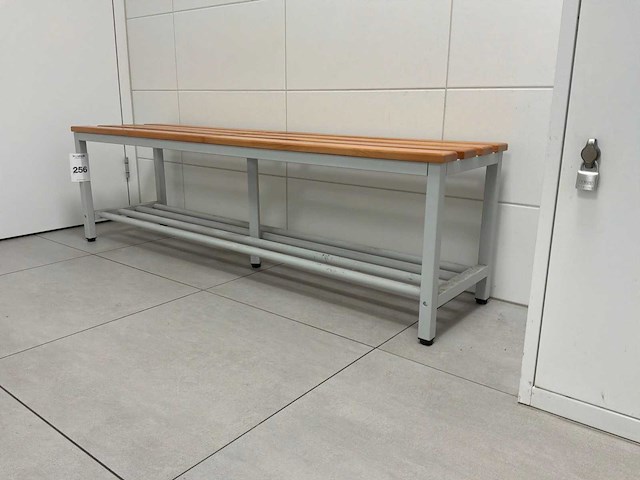 Bank (2x) - afbeelding 1 van  6