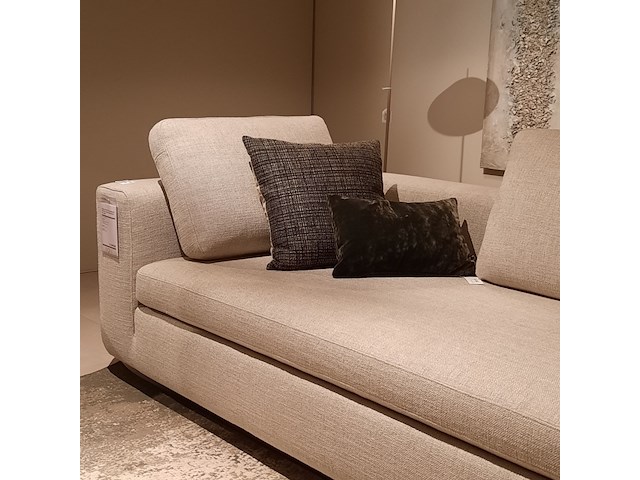 Bank design on stock, vilaz - afbeelding 5 van  10