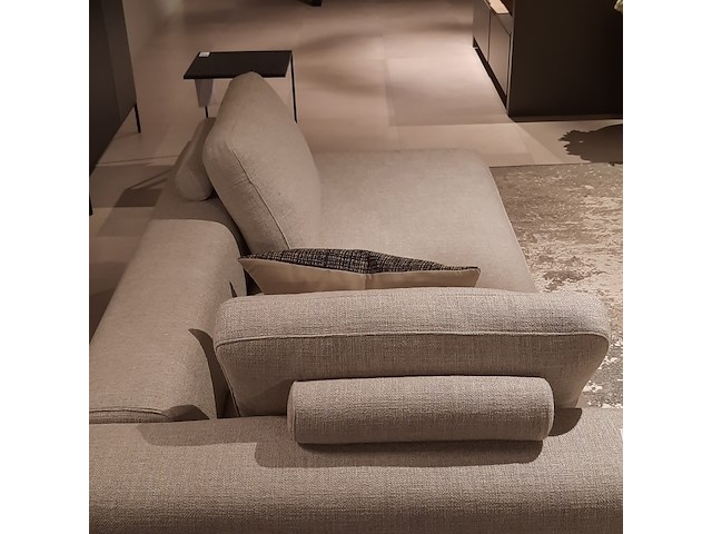 Bank design on stock, vilaz - afbeelding 9 van  10