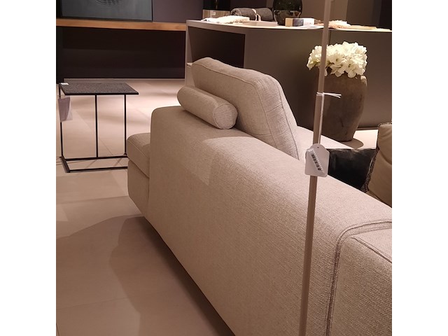 Bank design on stock, vilaz - afbeelding 10 van  10