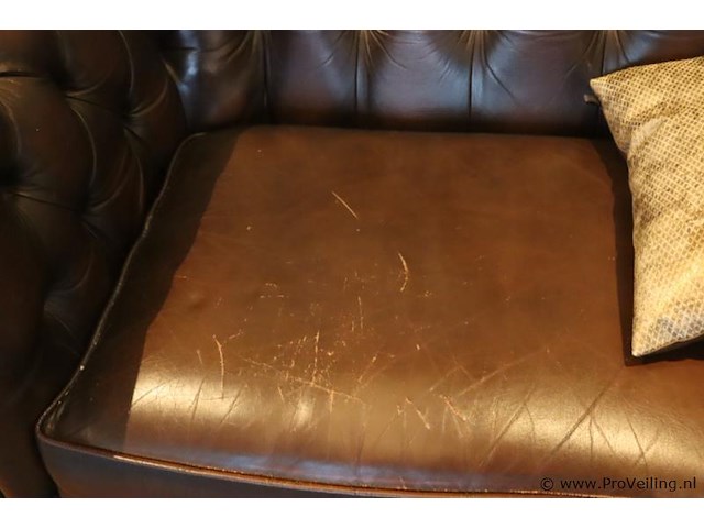 Bank incl. sierkussens (chesterfield look) - bruin leder - 190x75x40cm - afbeelding 6 van  7