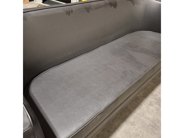 Bank, satalliet - afbeelding 8 van  8