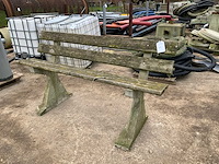 Bank - afbeelding 1 van  1