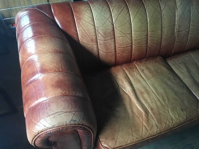 Bank - afbeelding 4 van  6