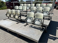 Bankentribune - afbeelding 8 van  12