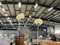 Bankje met lampen en kast - afbeelding 4 van  6