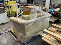 Bankje met lampen en kast - afbeelding 6 van  6