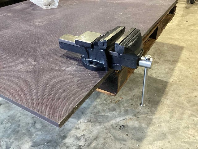 Bankschroef - afbeelding 2 van  7