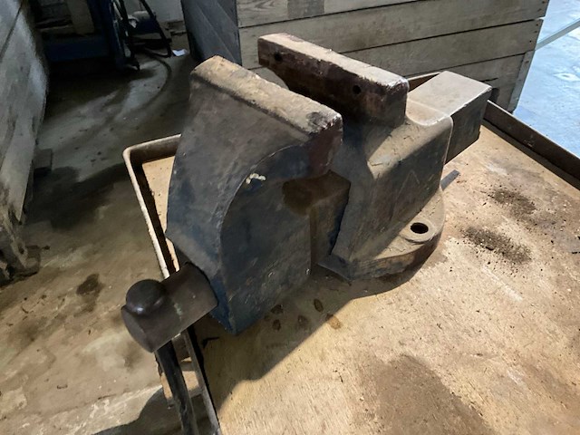 Bankschroef - afbeelding 2 van  4