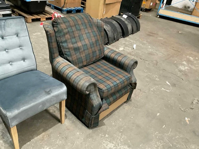 Bankstellen en stoelen - afbeelding 2 van  10