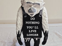 Banksy fanart sculptuur - banksy ape - afbeelding 1 van  6