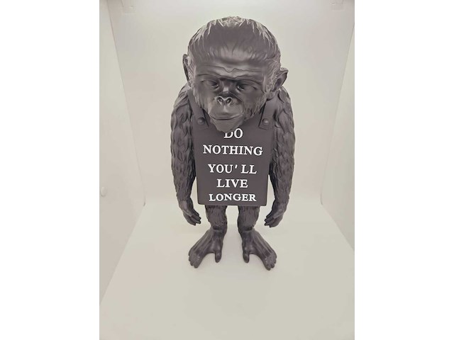 Banksy fanart sculptuur - banksy ape - afbeelding 2 van  6
