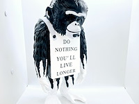 Banksy fanart sculptuur - banksy ape - afbeelding 1 van  4