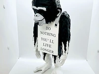 Banksy fanart sculptuur - banksy ape