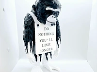 Banksy fanart sculptuur - banksy ape - afbeelding 2 van  4