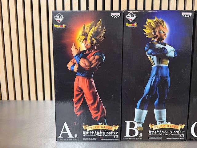 Banpresto - super saiyan son goku / super saiyan vegeta / super saiyan god super saiyan son goku - dragon ball super collectiefiguur (3x) - afbeelding 2 van  6