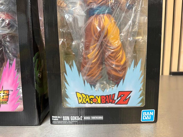 Banpresto grandista - super saiyan rosé manga dimensions / son goku #2 manga dimensions - dragon ball manga dimensions collectiefiguur (2x) - afbeelding 5 van  9