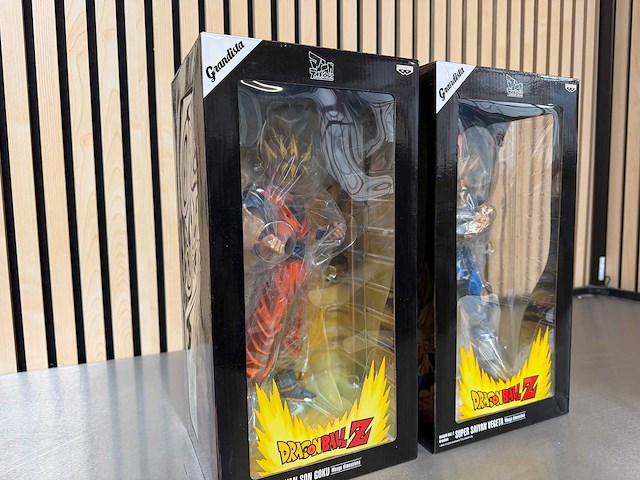 Banpresto grandista - super saiyan son goku / super saiyan vegeta manga dimensions - dragon ball z manga dimensions collectiefiguur (2x) - afbeelding 7 van  11