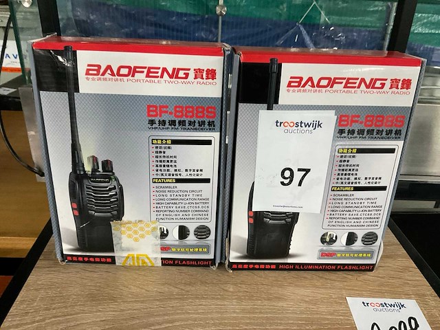 Baofeng portable two way radio portofoon (2x) - afbeelding 1 van  1