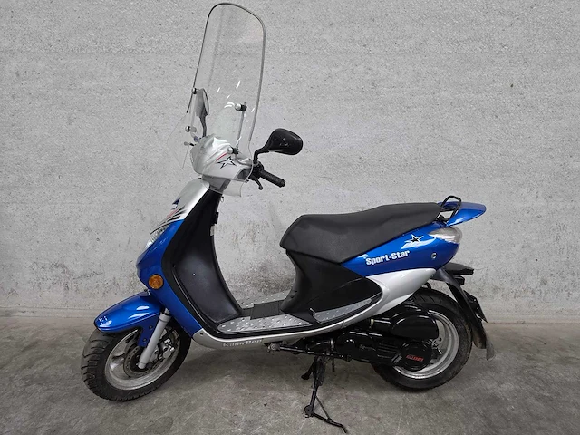 Baotian - snorscooter - rebel - 4t 25km uitvoering d651db - afbeelding 1 van  7