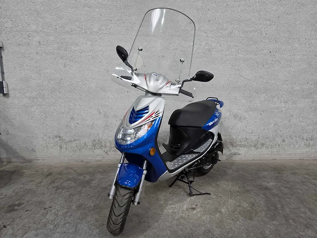 Baotian - snorscooter - rebel - 4t 25km uitvoering d651db - afbeelding 3 van  7