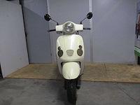 Baotian btm - snorscooter - classico bt49qt-21 - scooter - afbeelding 4 van  10