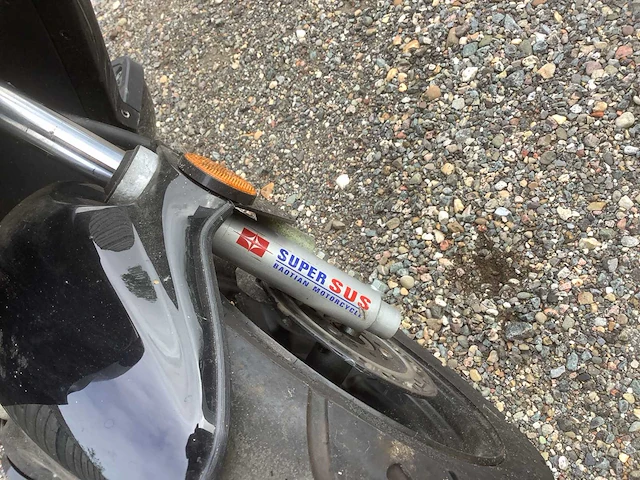 Baotian rebel125 bt125t12 scooter - afbeelding 7 van  11