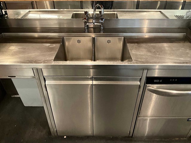 Bar achterwand met rvs spoel- en werktafel (c) - afbeelding 9 van  13