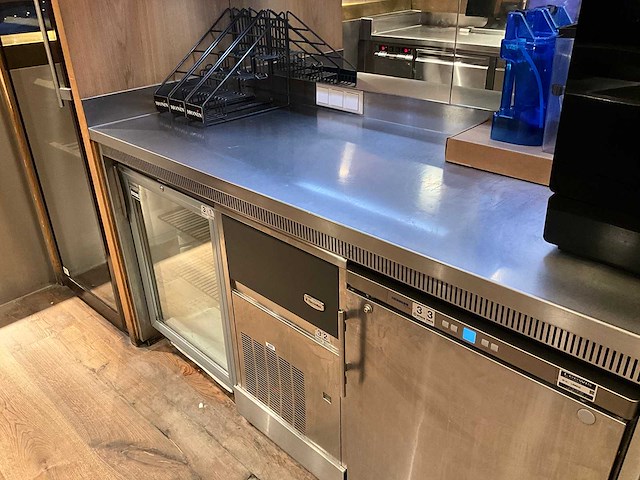 Bar achterwand met rvs werktafel (c) - afbeelding 6 van  18