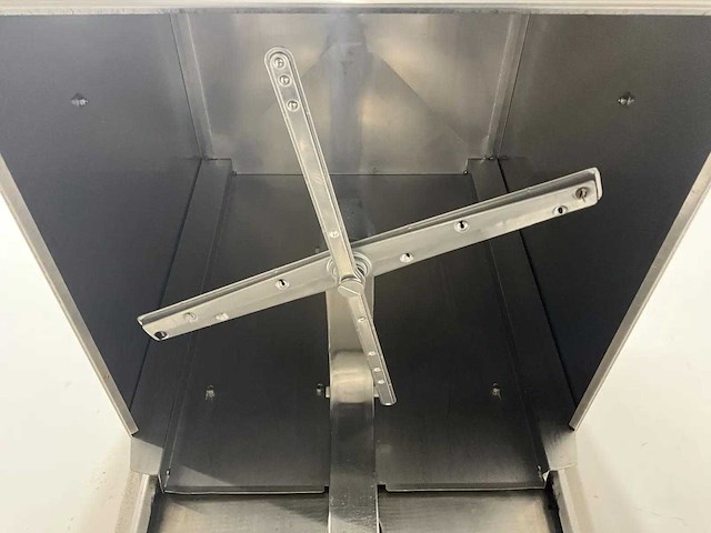 Bar aid (by hobart) - korvenvaatwasamchine - afbeelding 7 van  8