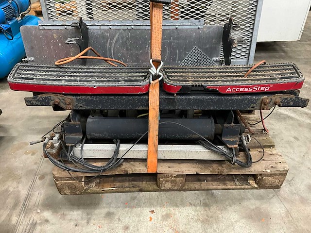 Bar cargolift hydraulische laadklep - afbeelding 10 van  10