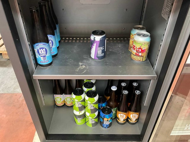 Bar koelkast met inhoud (2x) - afbeelding 5 van  5