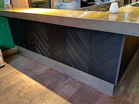 Bar met koelingen, koelvitrine & achterwand (combinatiekavel 2 en 3) - afbeelding 4 van  10