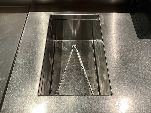 Bar met koelingen & koelvitrine (c) - afbeelding 2 van  18