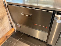 Bar met koelvitrine en koelingen (c) - afbeelding 17 van  20