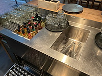 Bar met koelvitrine en koelingen (c) - afbeelding 3 van  19