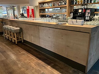 Bar met koelvitrine en koelingen (c) - afbeelding 12 van  19