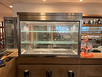 Bar met koelvitrine en koelingen (c) - afbeelding 17 van  19
