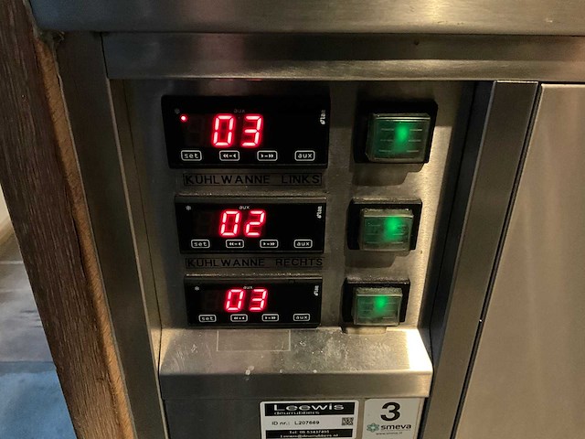 Bar met koelvitrine en koelingen (c) - afbeelding 19 van  19