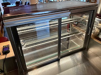 Bar met koelvitrine en koelingen (c) - afbeelding 15 van  17