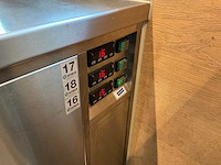 Bar met koelvitrine en koelingen (c) - afbeelding 11 van  20